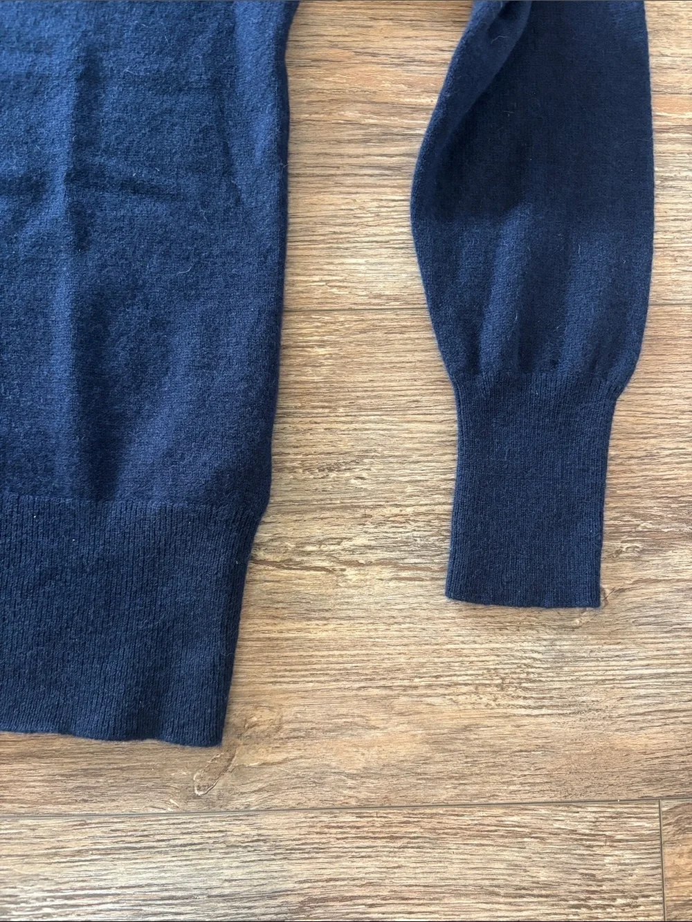 J. Crew 100% Cashmere Classic-fit Crewneck Sweater Navy Blue Women's Size Medium